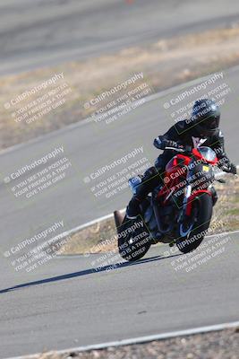 media/Feb-05-2023-Classic Track Day (Sun) [[c35aca4a42]]/Group 2/session 4 turn 4/